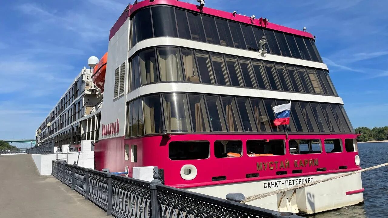 В Пермь 13 мая впервые прибыл теплоход "Мустай Карим" - KP.RU