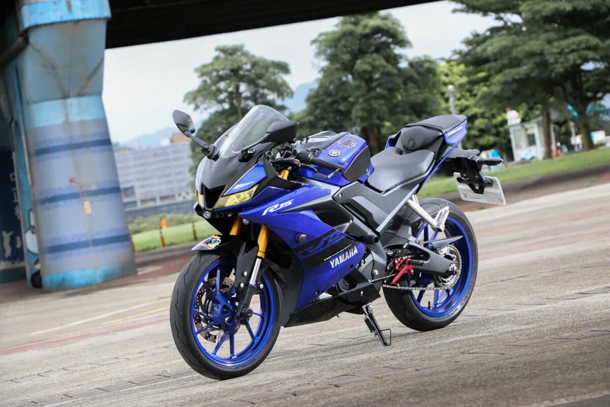 A 15 r 6. Yamaha YZF-r15. Yamaha r15 v3. Ямаха YZF r15. Yamaha YZF-r3.