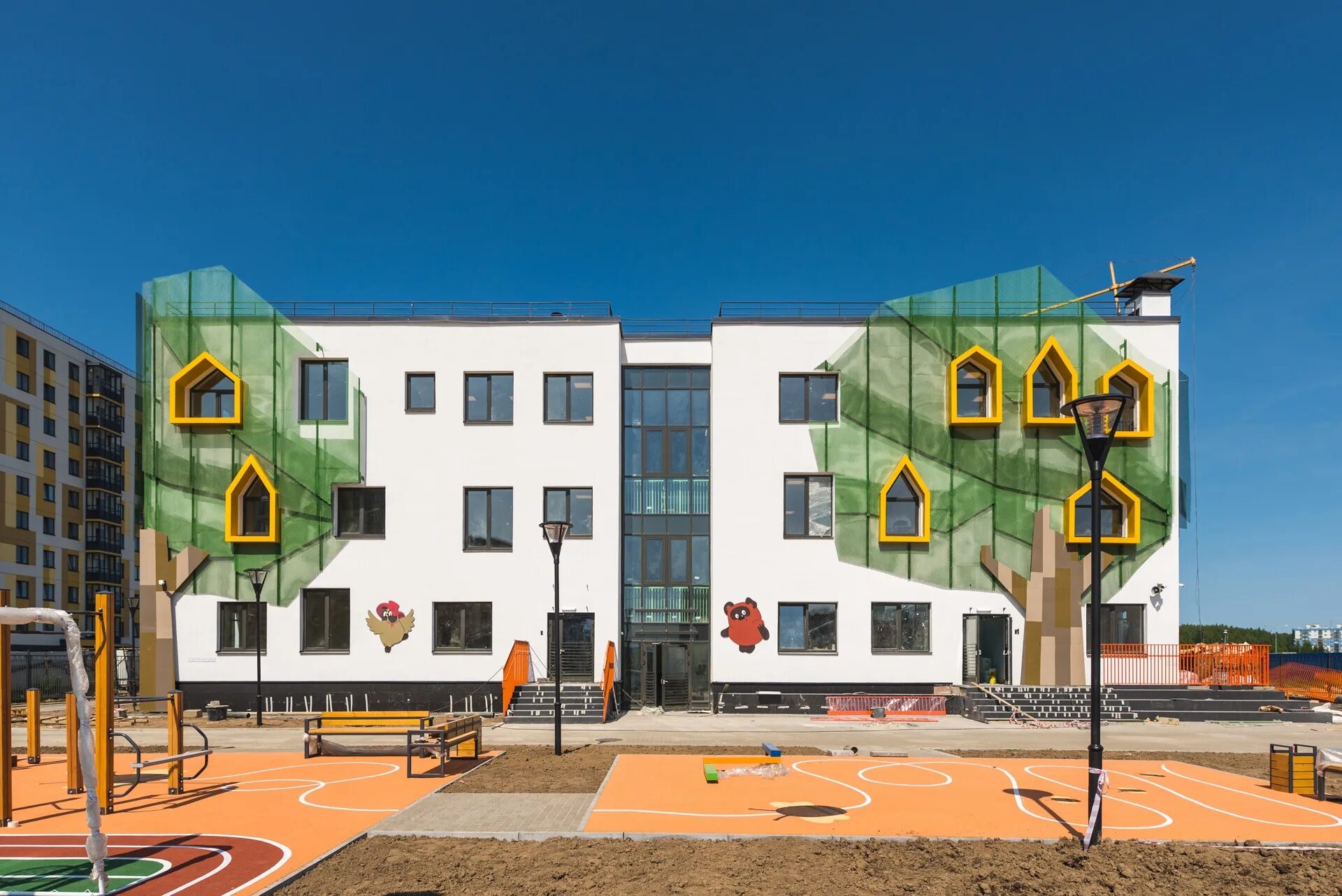 Детский сад здание. Проект детского сада. Оборудование на участок детсада. С выпускным из детского сада. Выпускной в саду.