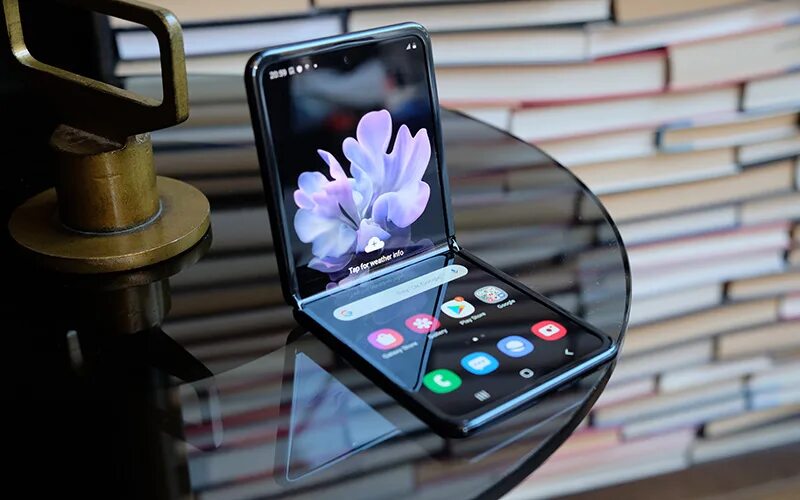Экран флип 5. Samsung galaxy flip 5. samsung galaxy z flip 3. самсунг флип 2025. samsung z flip 2025.