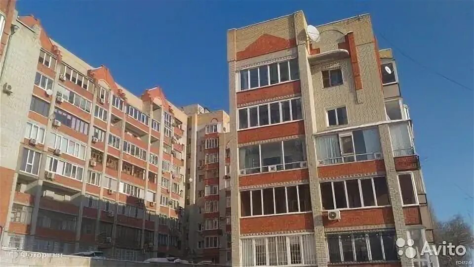 Saratov, Bolshaya zatonskaya st house 25. Apartment house