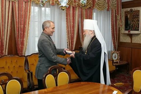 Первый митрополит постоянной резиденцией которого стала москва