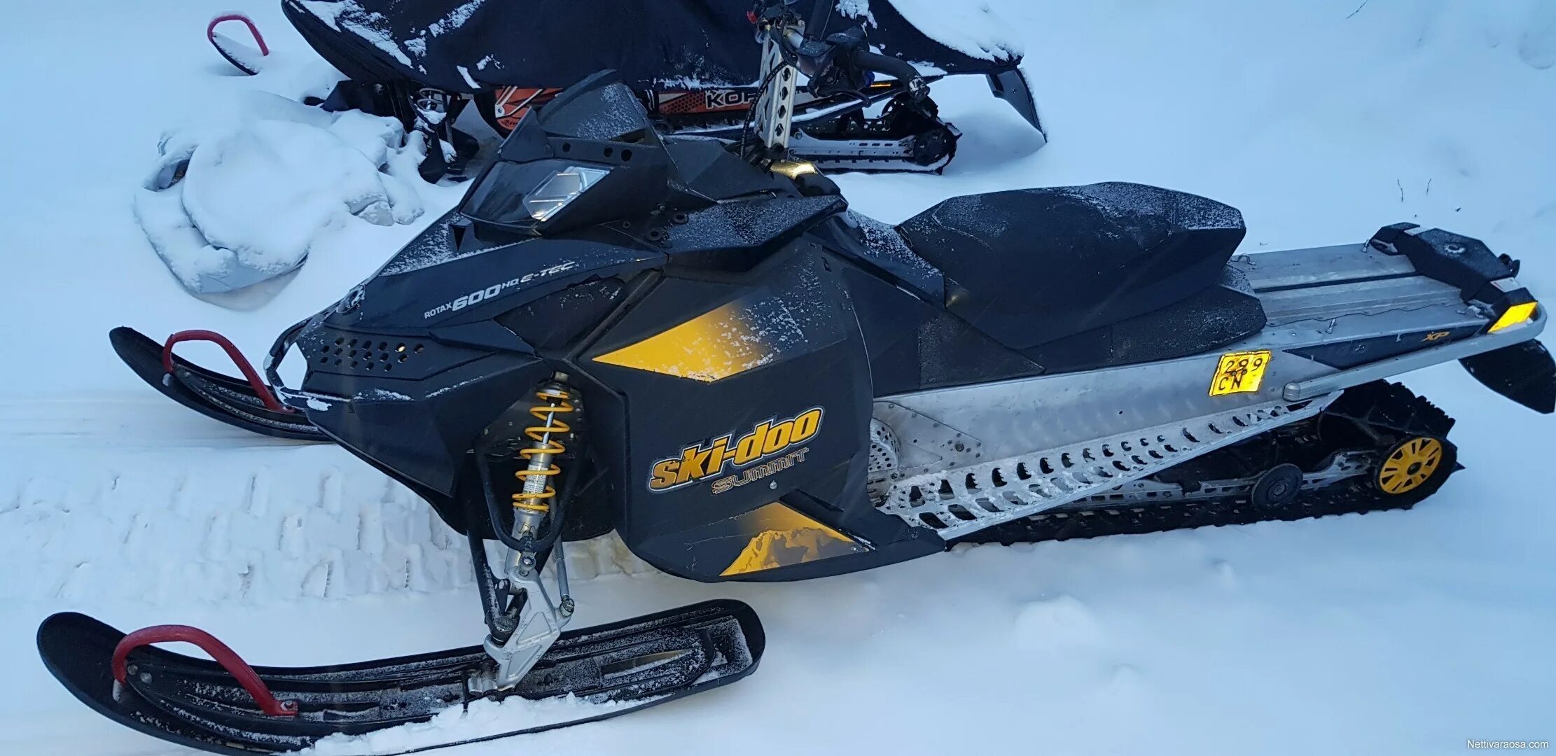 Саммит 600. Ски Ду саммит 600. Снегоход саммит 600. Скандик 600 етек. Ski Doo 600 Summit модель аккумулятора.