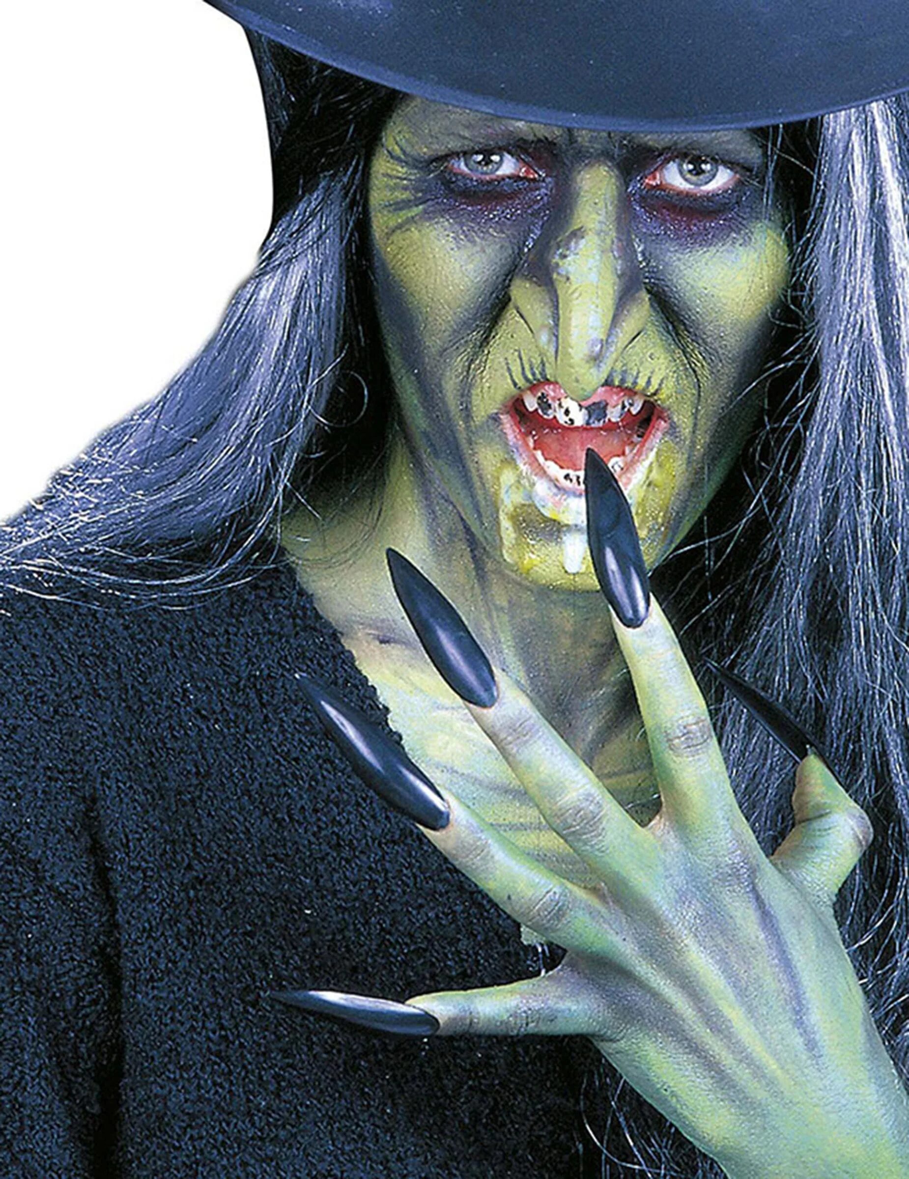 включи страшную ведьму