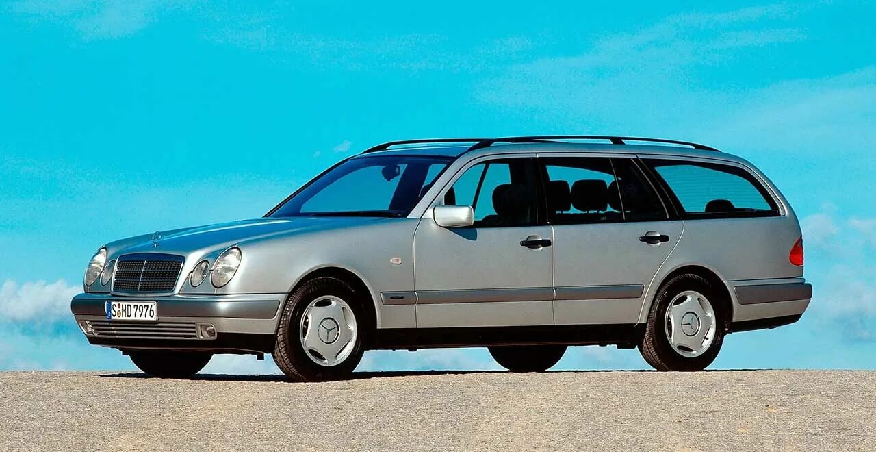 Универсал рф. Mercedes Benz e class w210 универсал. Mercedes Benz w210 Wagon. Мерседес s210 универсал. Мерседес универсал 2001.