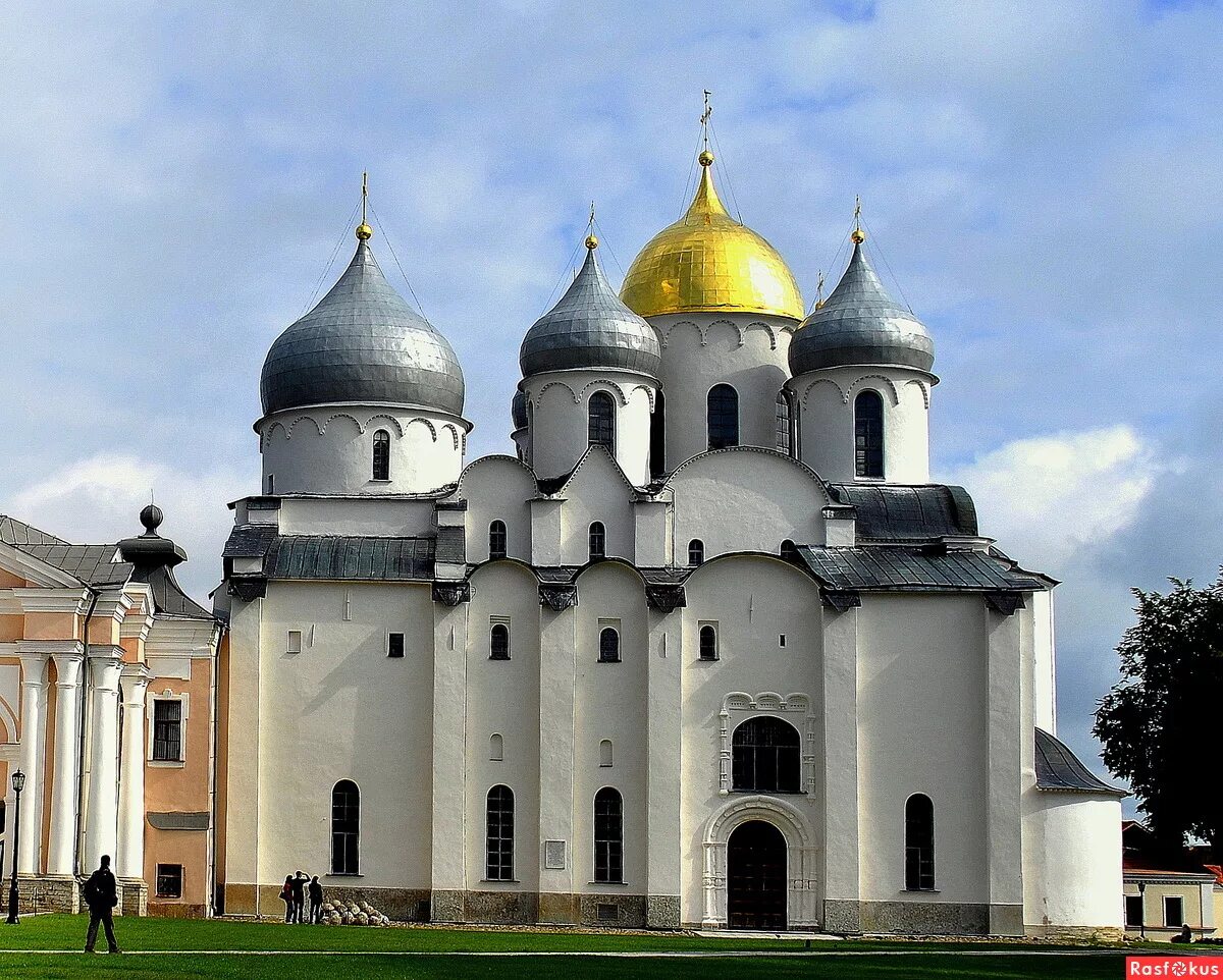 Три великие церкви