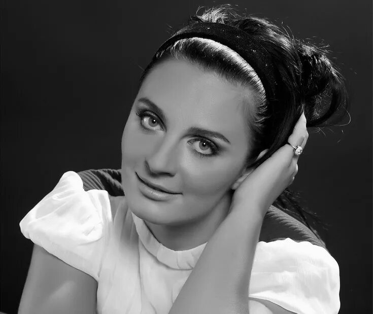 Ваенга псевдоним. Елена ваенга 2023. Елена ваенга. Елена ваенга. Елена ваенга хрулева.