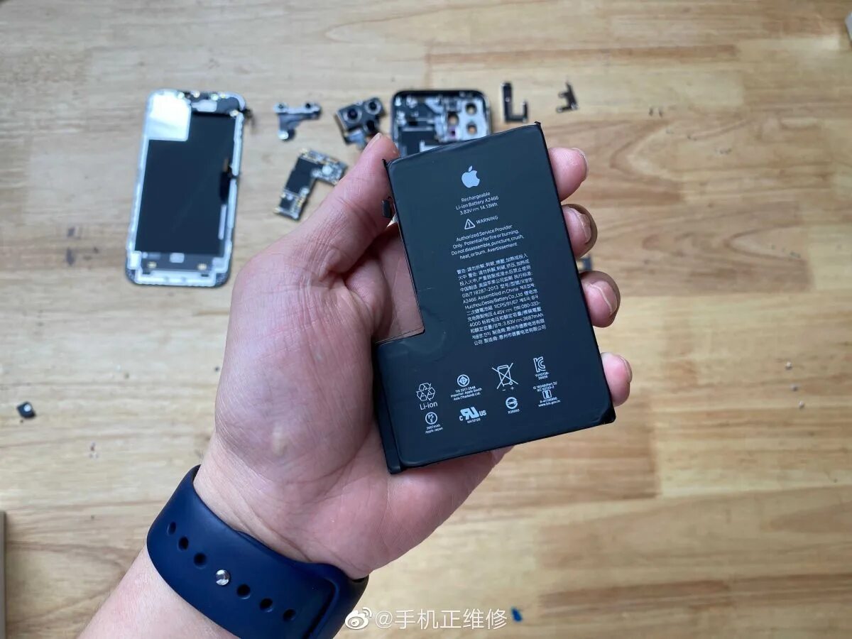 Акб iphone 13 pro max. Оригинальный аккумулятор iphone 12 pro max. Сколько батарея на айфоне 12 про. Аккумулятор для apple iphone 12 mini 2227 mah. Сколько батарея на айфоне 12 про.
