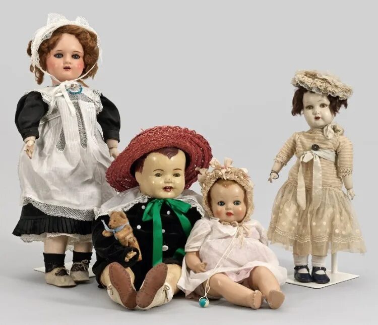 одежда для старой куклы