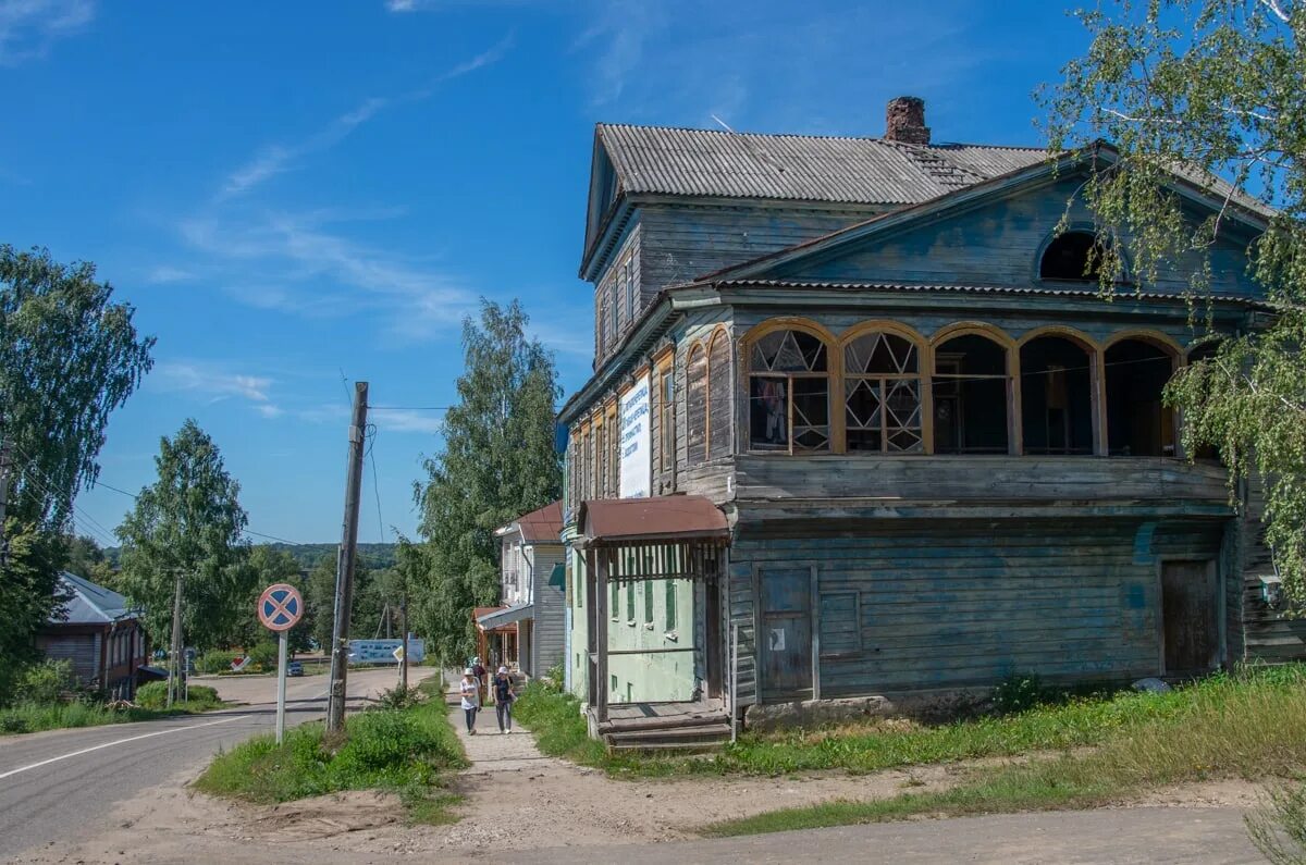 Город кологрив костромской. Город Кологрив Костромской области. Дом музей Абашидзе Кологрив. Rfkjuhbdec. Кологрив памятник.