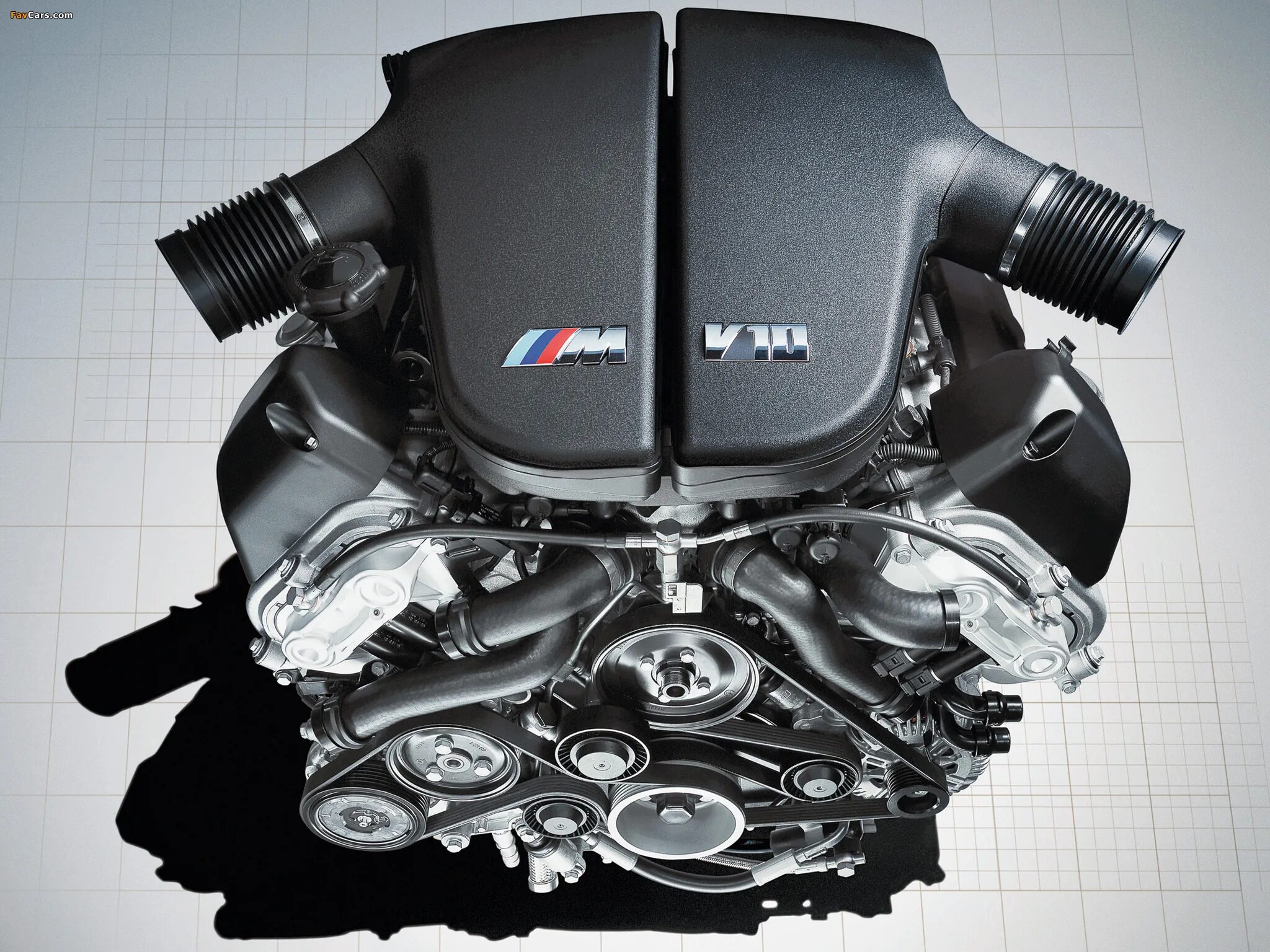 BMW v10 s85b50. BMW s85 v10. V10 BMW m5 мотор. S85b50. Е60 какие моторы