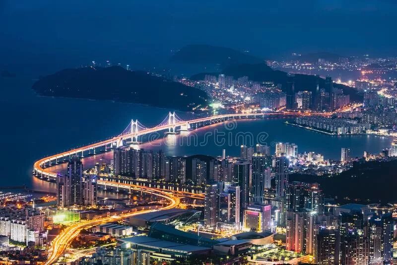 Пусан время. Город-метрополия пусан города республики корея. Южная корея статуя пляжа haeundae, пусана,. Время в пусане. Тхэджондэ пусан.