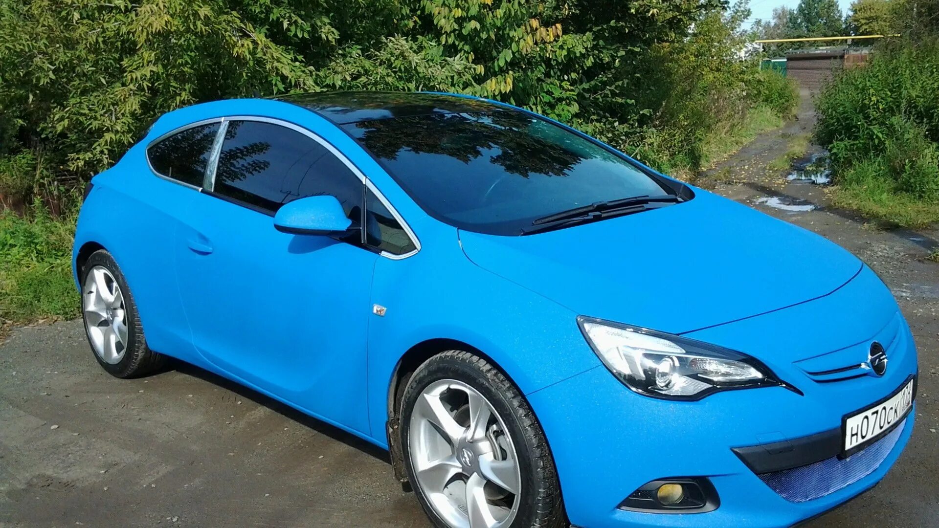 Opel Astra GTC синяя. Opel Astra h GTC синяя. Opel Astra j GTC голубая.