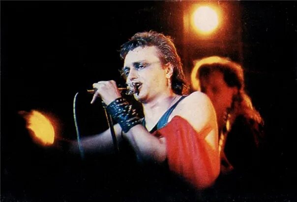 Тоталитарный рэп. Зеленый театр. Тоталитарный рэп алиса. Тоталитарный рэп кинчева. Алиса тоталитарный рэп текст.