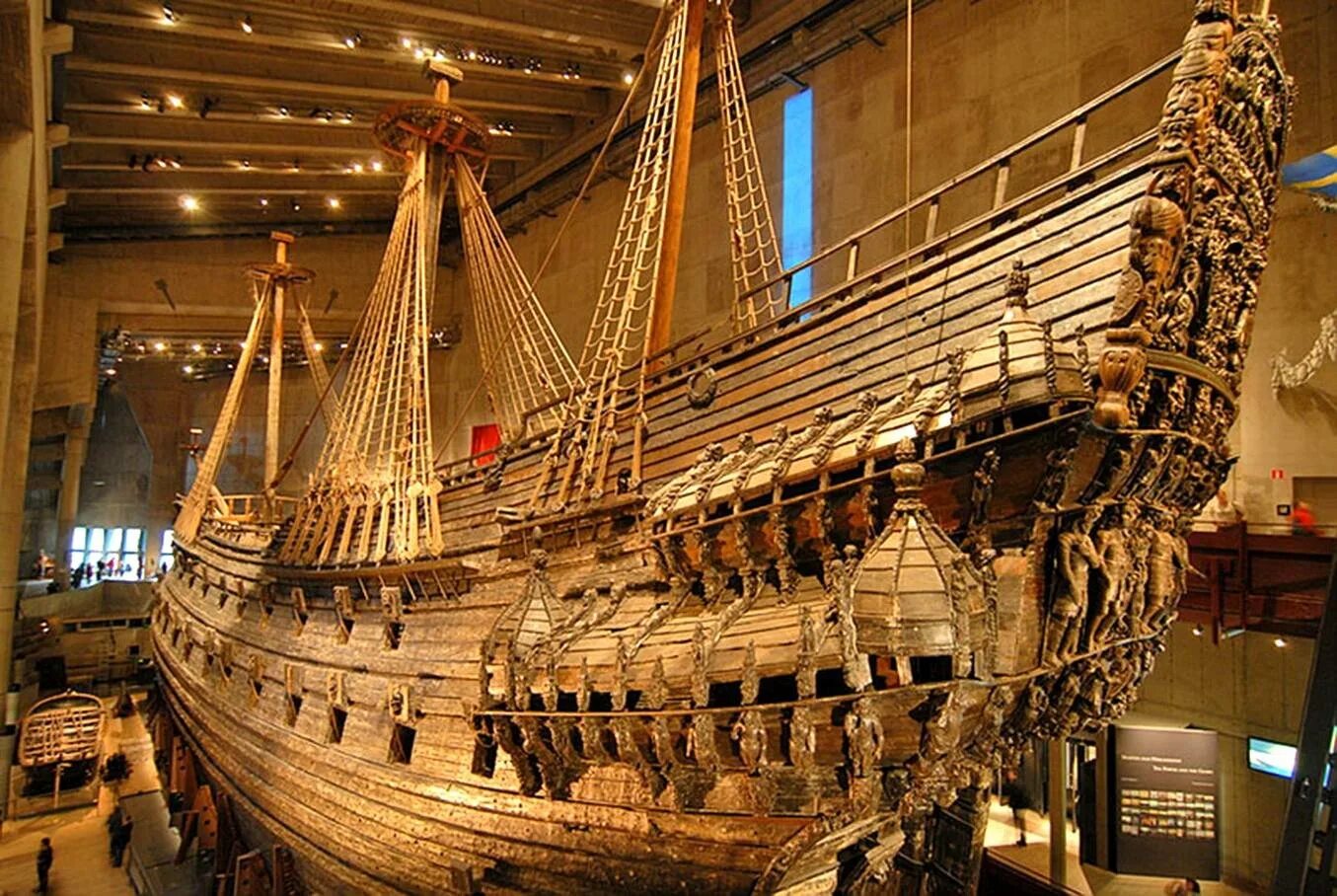 Самые красивые деревянные корабли. Музей васа в стокгольме. Al hashemi ii судно. Самый большой деревянный корабль. Большие деревянные корабли.
