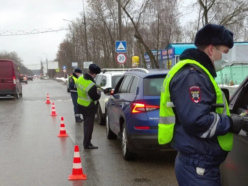 Оперативно профилактическое мероприятие пешеход. Водитель грузового такси. Начальник чеховского гибдд. Вакансии водитель в чехове и районе. Гибдд чехов сотрудники.