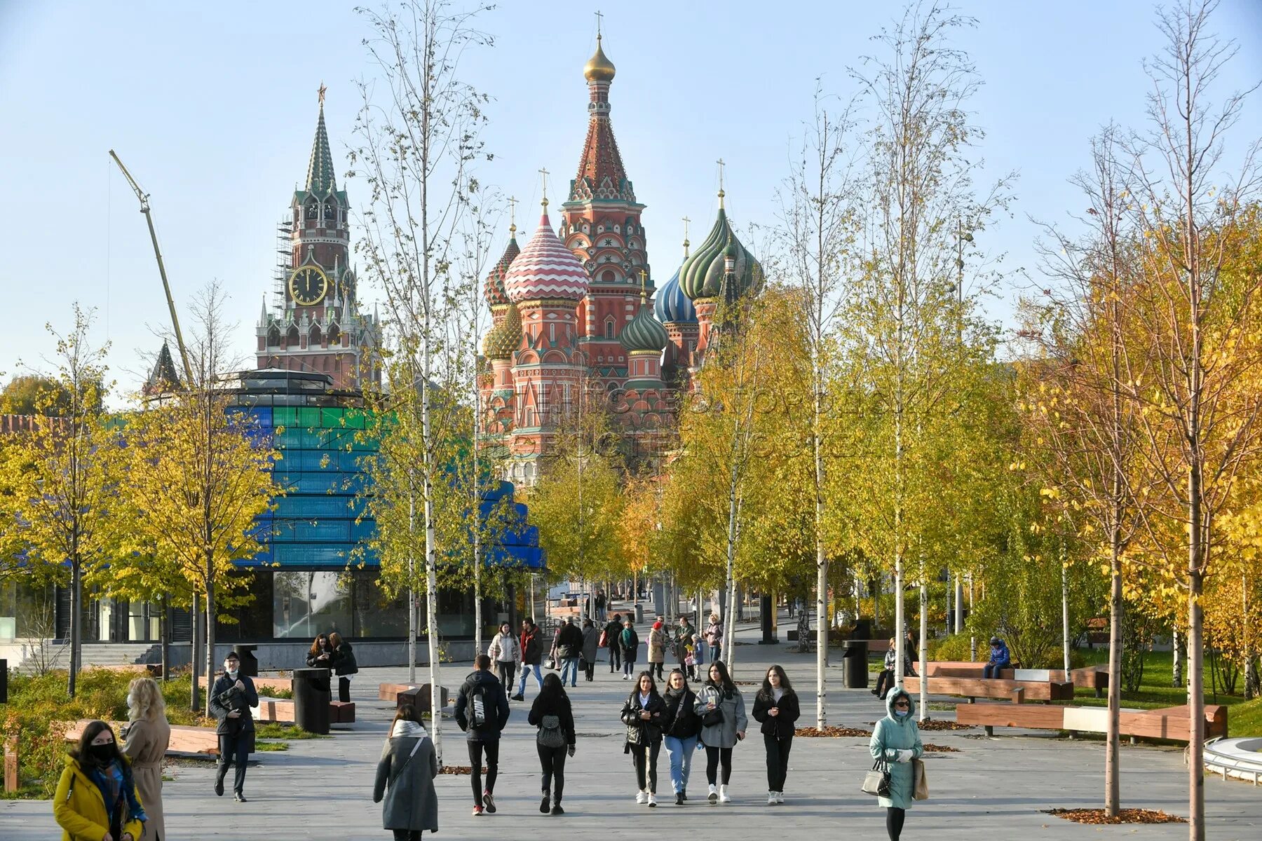 Погода в москве конец апреля начало мая. Октябрь в Москве. Москва в ноябре. Апрель в Москве. Климат Москвы.