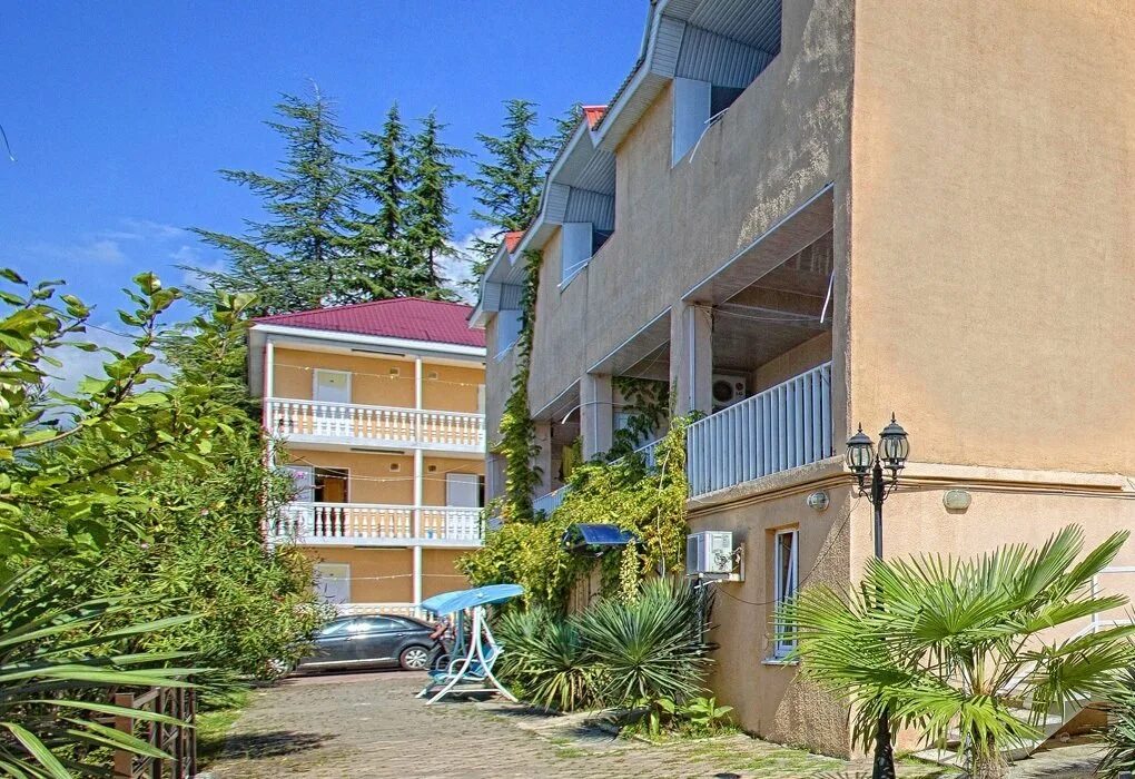 Анаида абазашта гагра. Дом апсны абазашта гагра. Апсны-абазашта 3 абхазия гагра. Апсны абазашта гагра. Отель абазашта абхазия.