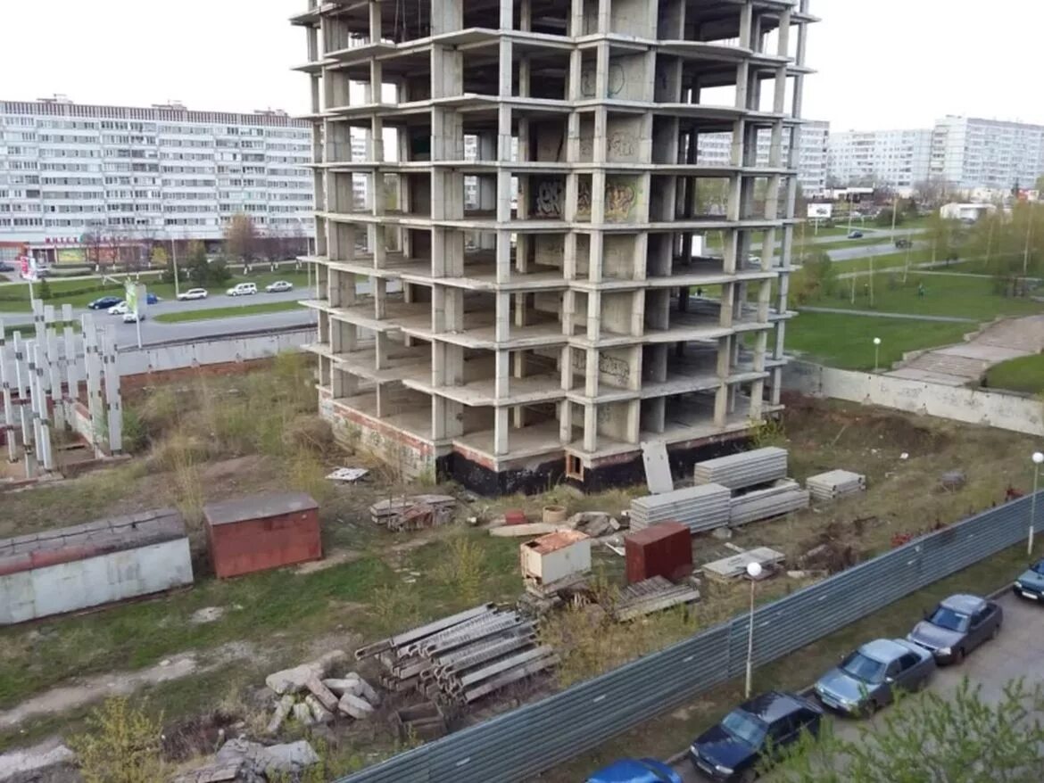 Заброшки набережные челны. Заброшка бабочка в Набережных Челнах. Заброшки в Набережных Челнах 59 комплекс. 7/27 Набережные Челны. Заброшки Набережные Челны в 59 комплексе.