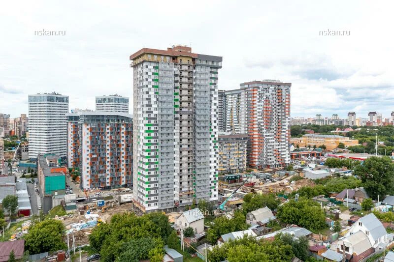 Двор оазис новосибирск. Оазис жилой комплекс новосибирск. Квартиры в оазисе жк новосибирск. Квартиры в оазисе жк новосибирск. Жк оазис лескова 25.