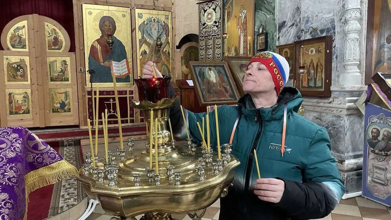 Гуслицкий спасо-преображенский мужской монастырь иконы. Гуслицкий спасо-преображенский монастырь. Расписание служб в гуслицком. Гуслицкий спасо преображенский монастырь куровское сайт. Храм царственных страстотерпцев гуслицкий монастырь.