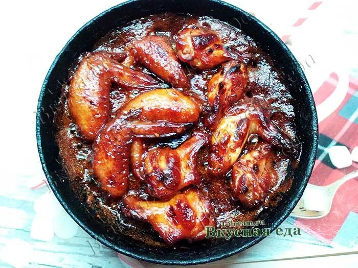 Крылья маринад терияки. Крылышки по восточному по рецепту спар. Крылышки по восточному спар. Крылышки по восточному по рецепту спар. Как сделать маринад с медом и соевым соусом в духовке рецепт.