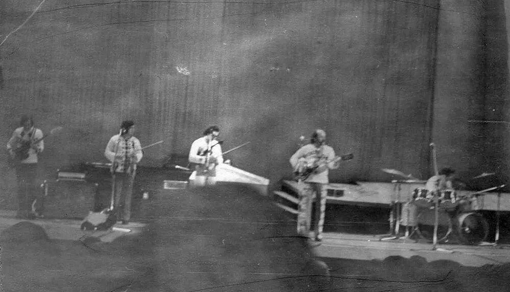 песняры дворец молодежи