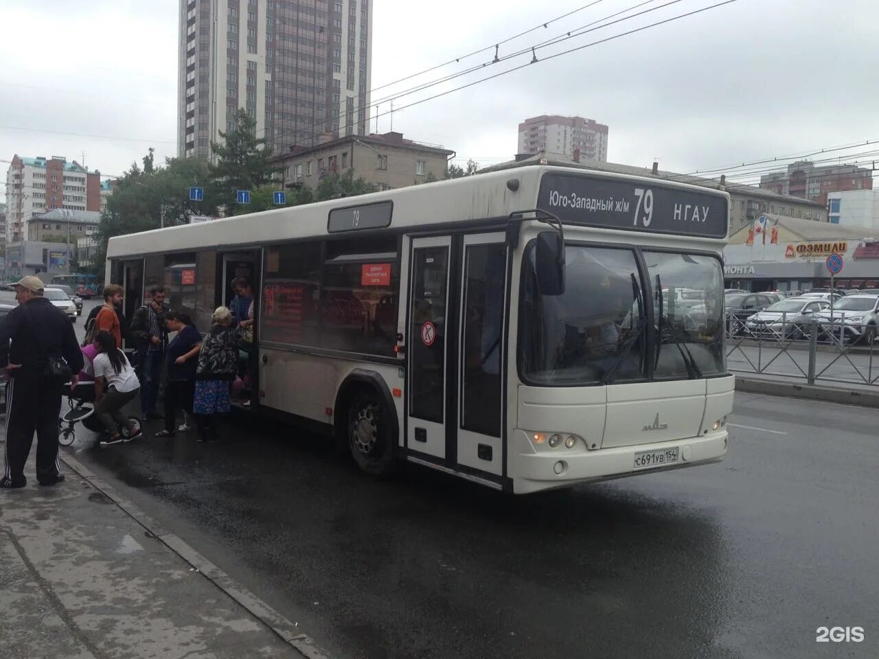 Маршрут 79 автобуса новосибирск. 79 Автобус Новосибирск. Маршрутный автобус. Автобус 79 Красноярск. Несколько автобусов.