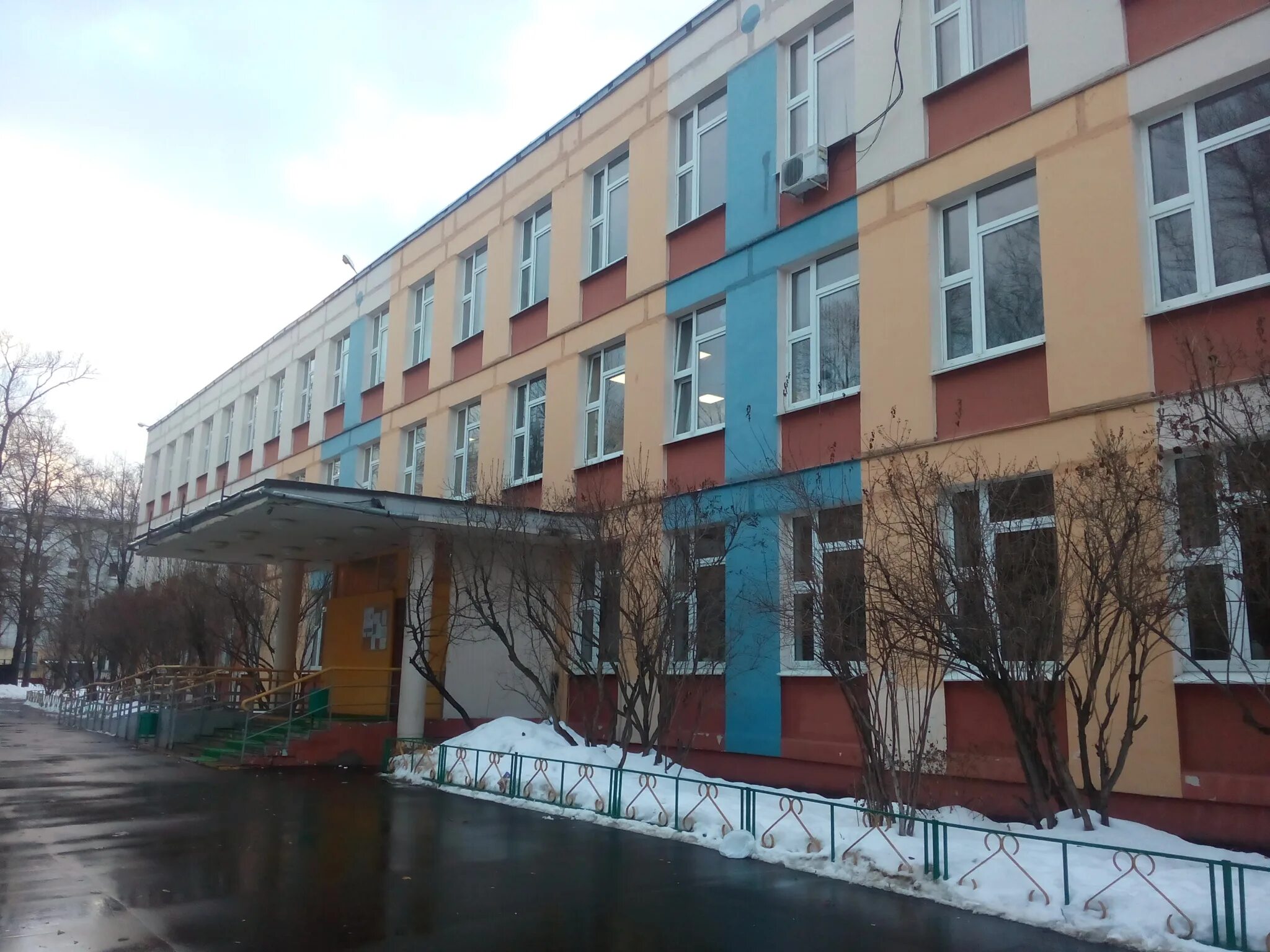 паперника, москва. школа 1195 можайское шоссе. школа 1852 начальная школа. школа номер 1852 москва. 967 школа сухонская улица 13.