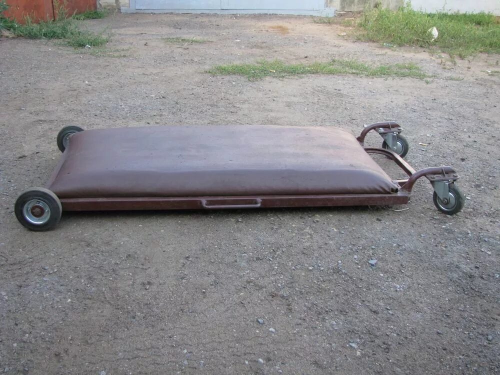 Лежак подкатной автодело 43001. Лежак подкатной 4 колеса зубр " эксперт". Gigant подкатной лежак с подъемным подголовником сс-02. Ремонт лежаков. Лежак ремонтный на 6-ти колесах.