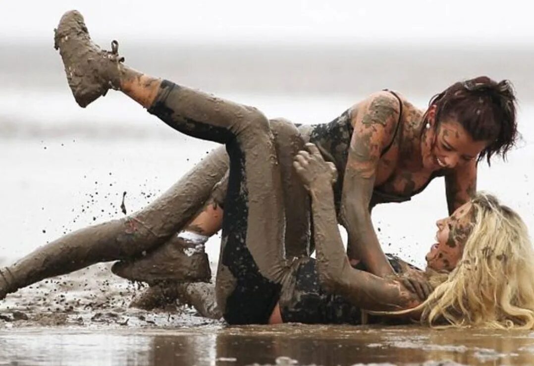 Друзья грязная девушка. Сериал друзья грязнуля. Дрянная девчонка 2010. Друзья эпизод с девушкой грязнулей. Дженнифер сондерс сериал друзья.