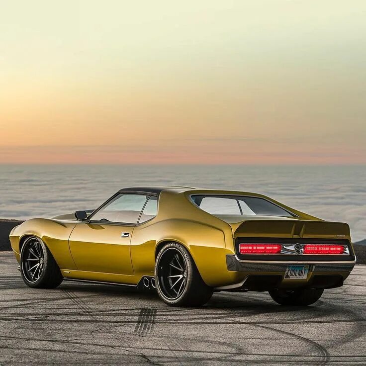 Amc javelin. Amc javelin amx 1972. 1972 amc javelin amx defiant. автомобиль amc javelin. ringbrothers 1972 amc amx.