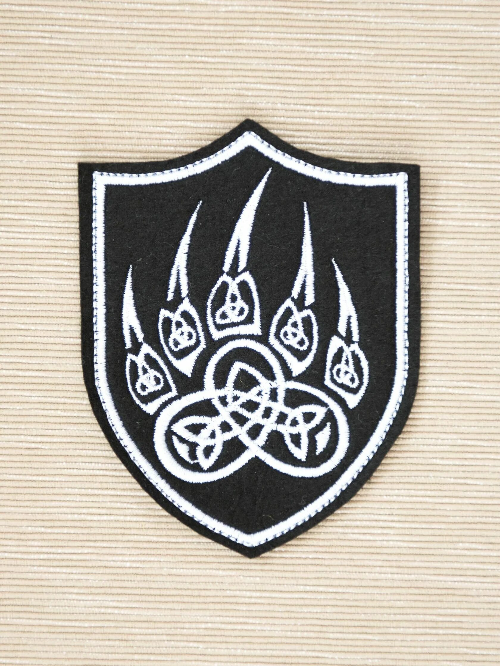 Славянские шевроны. Шевроны на велкро. Славянские шевроны. Руна одал нашивка. Светоч славянский символ.