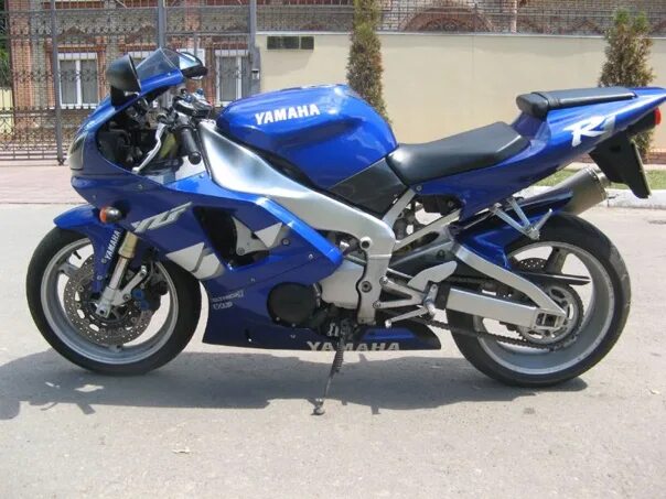 Ямаха тула. Ямаха р6 2000 года. Yamaha YZF-r1 2000. Yamaha YZF r1 1999. Yamaha YZF-r6 1999.