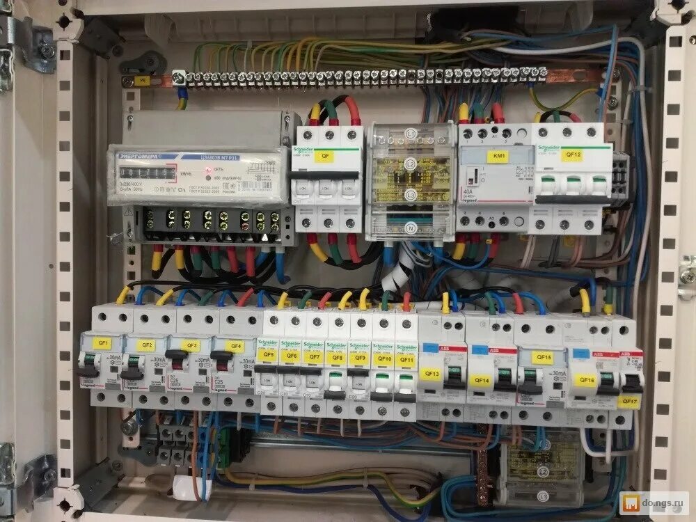 электрик монтажник. электрика в доме. электриков 15 екатеринбург. электрика прокладка. электромонтажные работы екатеринбург.