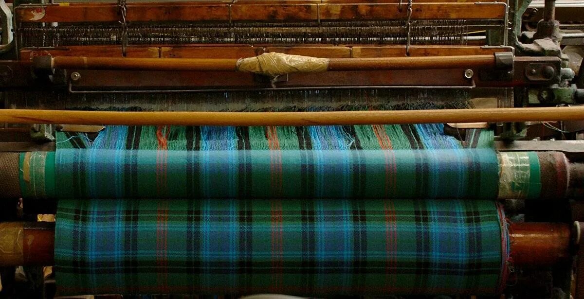 Сотканная ткань. Старинная ткань. Возникновение ткани. Текстильная промышленность Великобритании. Древние шерстяные ткани.
