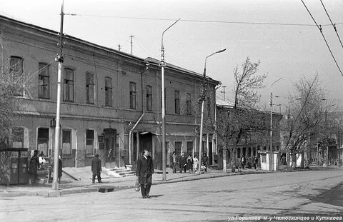 Челюскинцев 52
