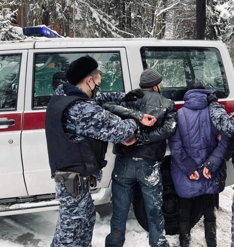 Группа задержания. Задержание во Всеволожске. Росгвардия задержание. Росгвардия нападение