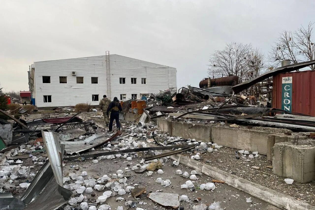 нефтебаза атака беспилотников. нефтебаза атака беспилотников. пожар фото. нефтебаза атака беспилотников. нефтехранилище в туапсе.