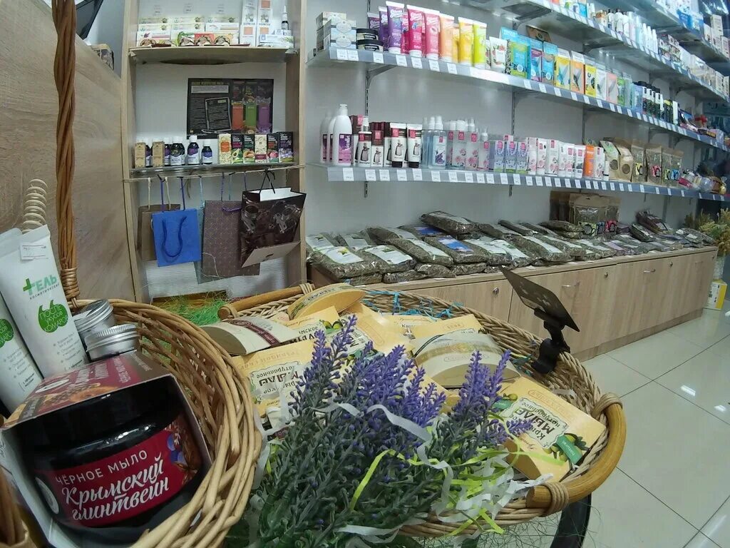 косметика живые фото. рыбный магазин с живой рыбой. лавка живая рыба. форма для продавцов пивных магазинов. медовая лавка воронеж.