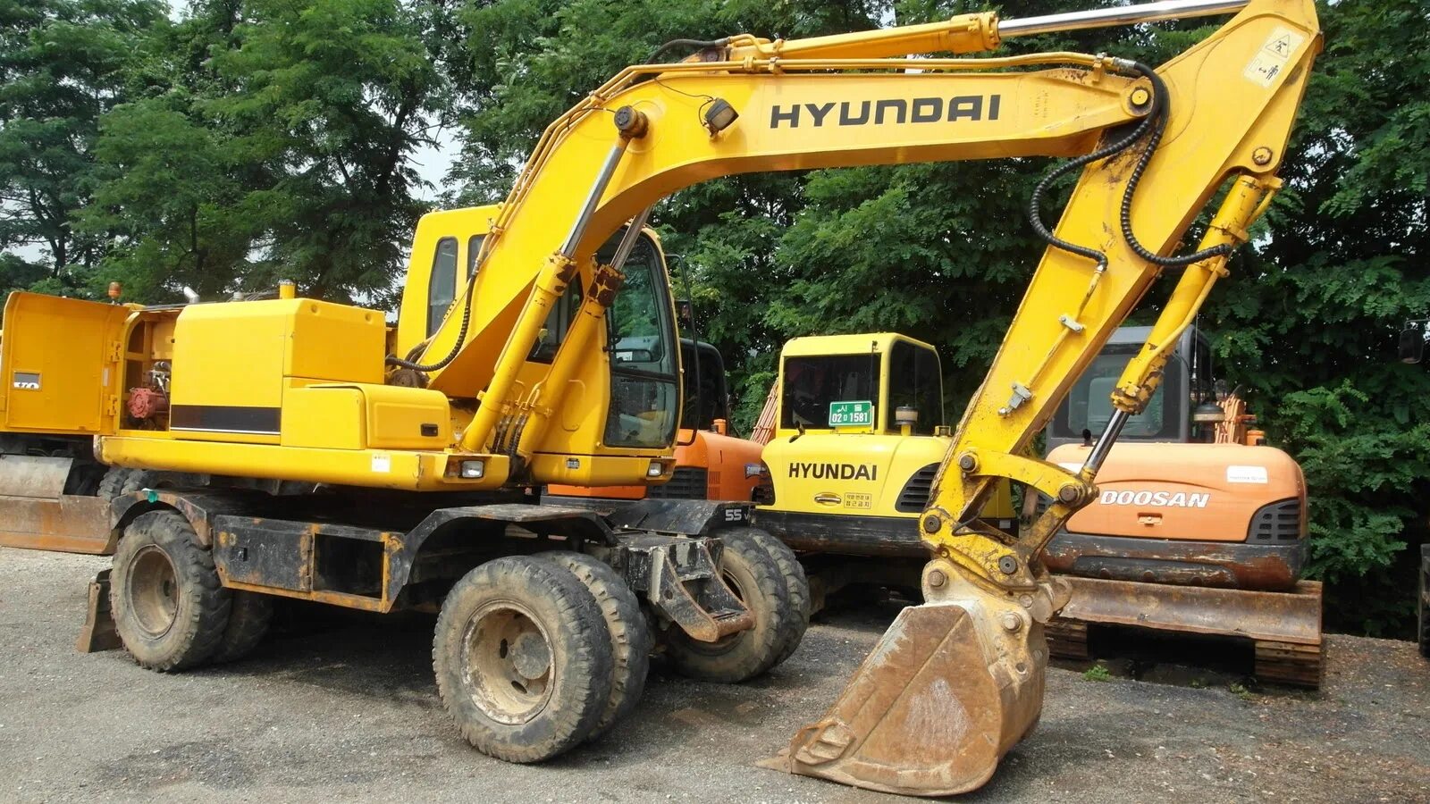 Hyundai 1400. Hyundai Robex 1400w. Hyundai Robex 140w-7. Экскаватор Хундай 1400 w7. Robex-1400w-7.