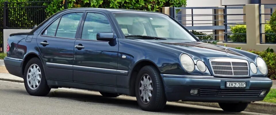 Mercedes-Benz E 55 AMG (W210) 5.5 бензиновый 2001 на DRIVE2