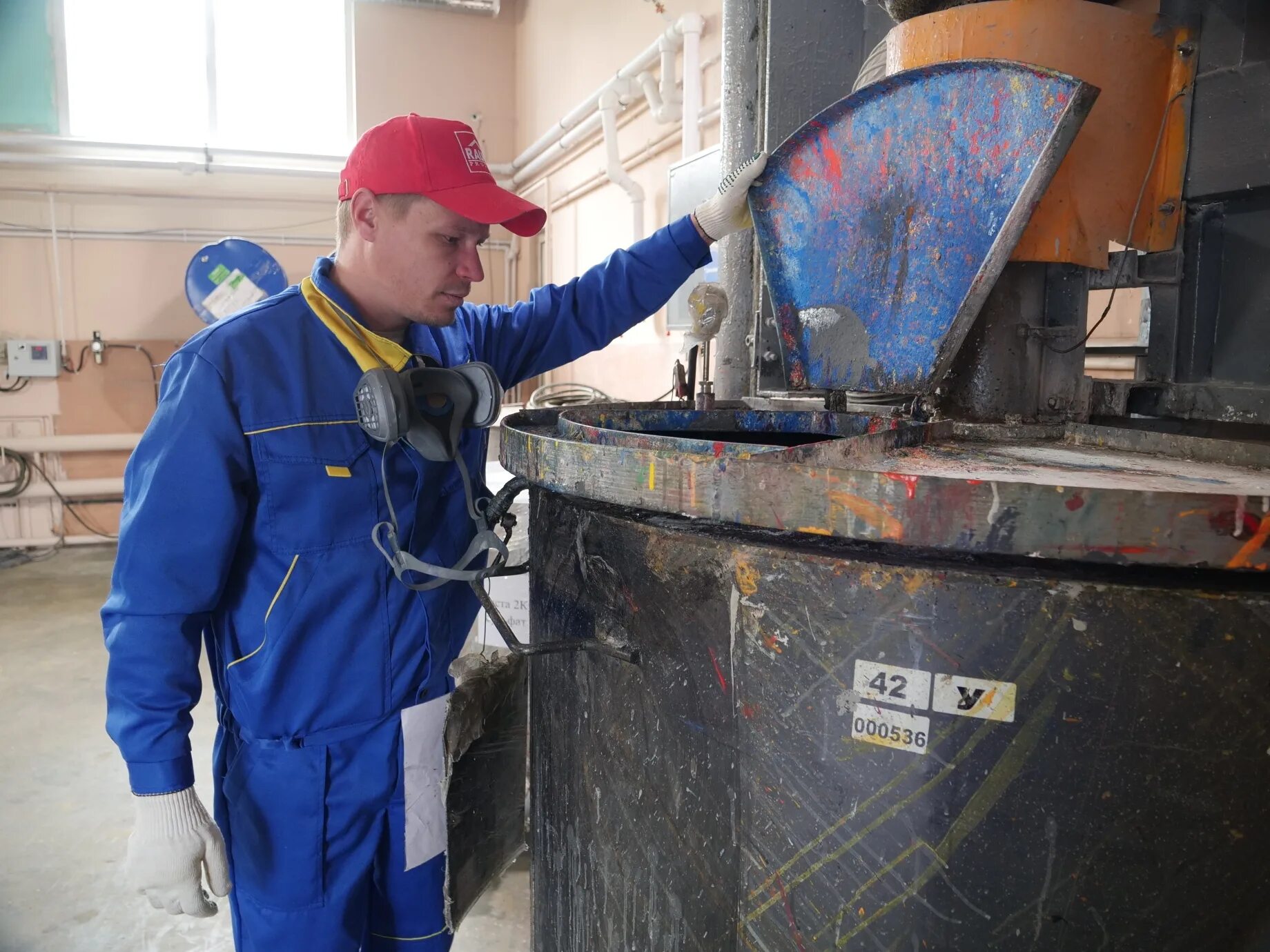 Упаковочный цех в производстве. Пленка пвд. Полимер компани. Ивановская область малинки питомник. Фендель союз полимер.