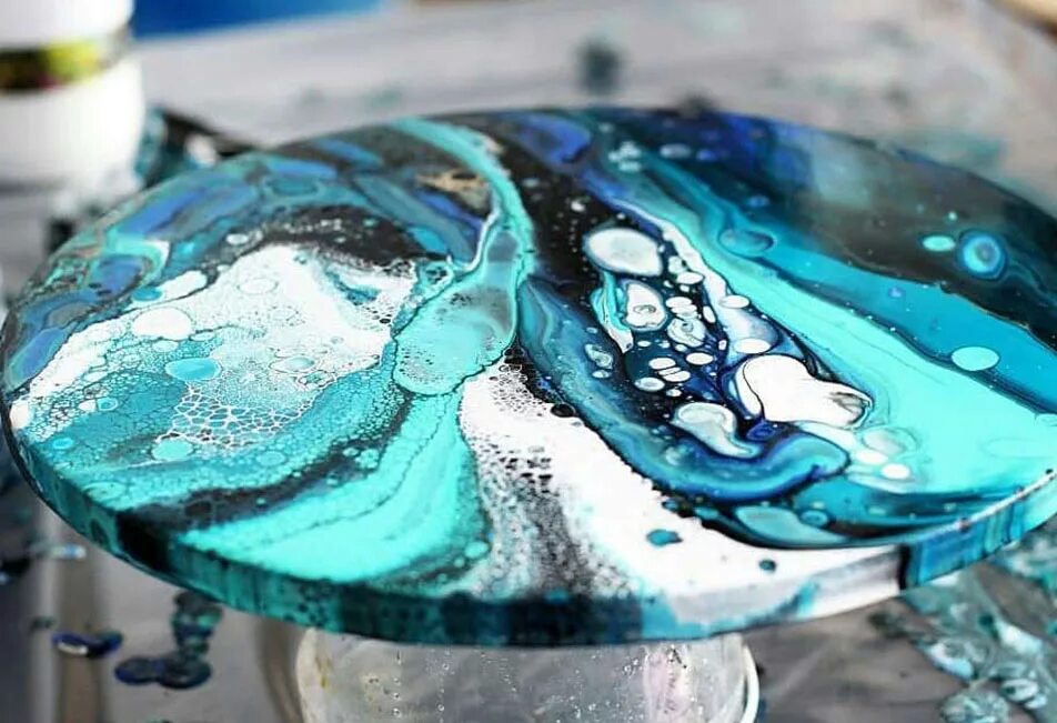 Resin art эпоксидная. Эпоксидная смола Ресин арт. Техника Resin Art эпоксидная смола. Флюид арт жидкий акрил техника. Техника Resin Art эпоксидная смола мастер класс.