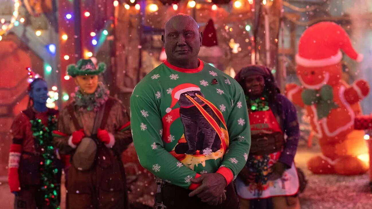 Стражи галактики рождественский спецвыпуск. Стражи праздничный выпуск. Дракс стражи галактики 3. Стражи галактики рождественский спецвыпуск. Стражи галактики: праздничный спецвыпуск (2022).