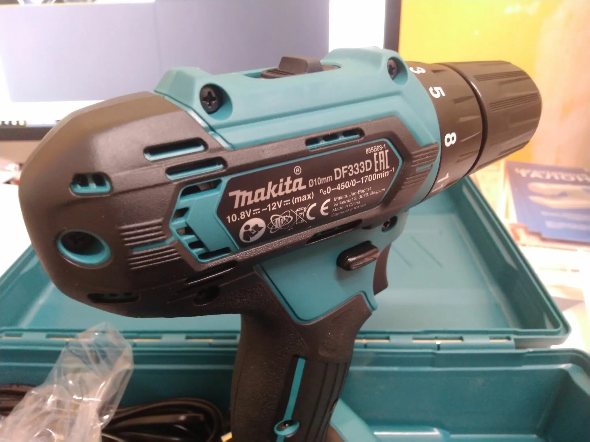 Дрель-шуруповерт Макита df333dwye. Аккумуляторная дрель-шуруповерт Makita df333dwye. Дрель-шуруповёрт аккумуляторная Makita df333dwye. Дрель аккумуляторная Макита DF 333 DWYE. Makita df333