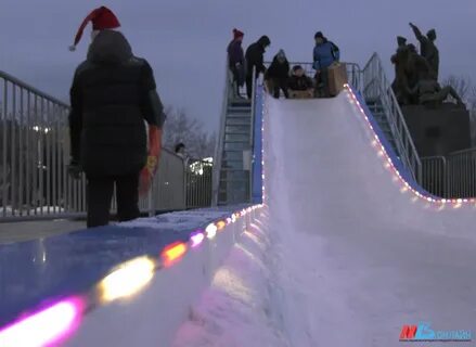 Слушать снег ледяные горки