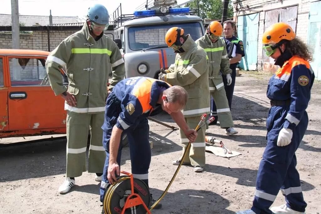 Пожарно спасательный замены. Аттестация спасателей. Аттестация спасателей МЧС. Первичная аттестация спасателя. Противопожарная и аварийно-спасательная служба Ставропольского края.