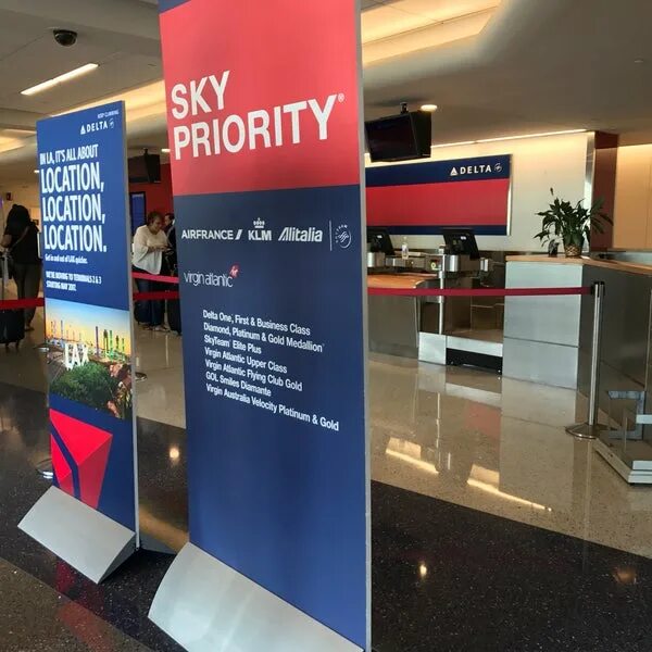 Скай приорити как получить. Скай приорити. приорити магазин. стойки priority. приорити авто.