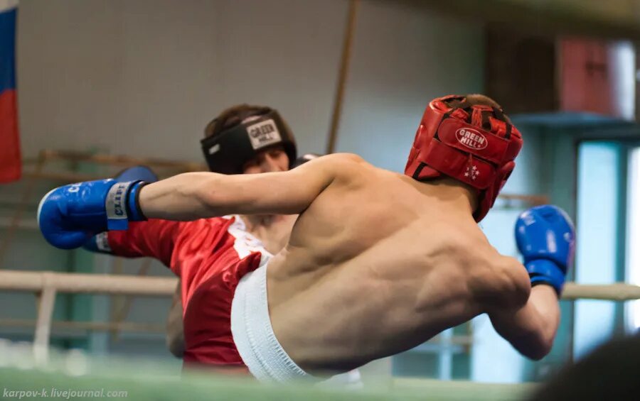 Мария ищук кикбоксинг. Тренировки по кикбоксингу. Сергей пономарев кикбоксинг. Глава федерации по кикбоксингу хасиков. Первенство россии по кикбоксингу.